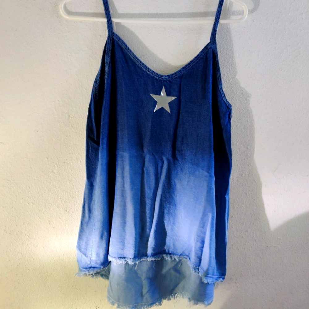 🆕Denim tank top with platinum star ⭐